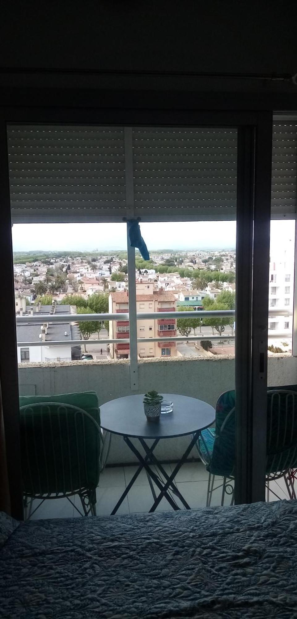 A Perte De Vue Linge De Maison Fourni Empuriabrava Esterno foto